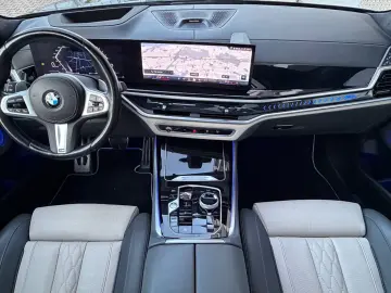 BMW X5 30d xDr M SPORT SKY B&W LUFT SOFT MASSAGE 22'