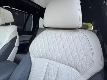 BMW X5 30d xDr M SPORT SKY B&W LUFT SOFT MASSAGE 22'