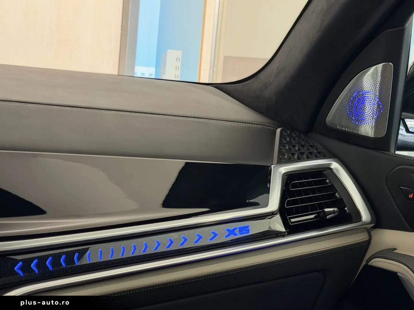 BMW X5 30d xDr M SPORT SKY B&W LUFT SOFT MASSAGE 22'