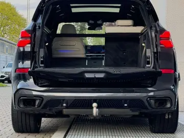 BMW X5 30d xDr M SPORT SKY B&W LUFT SOFT MASSAGE 22'