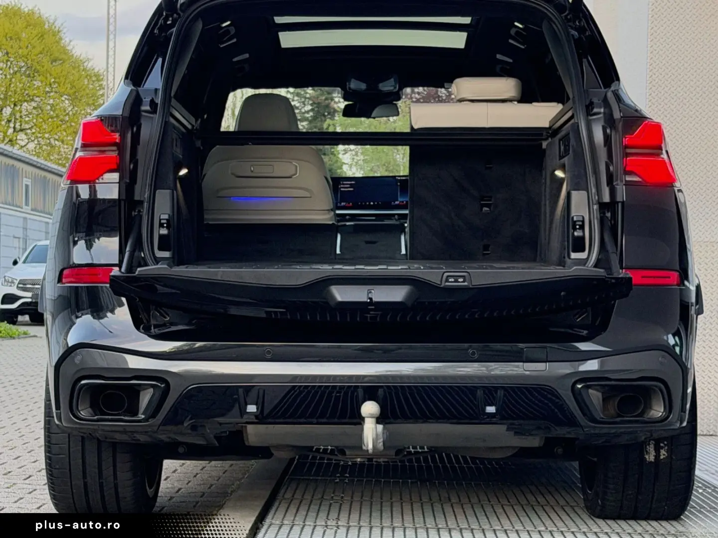 BMW X5 30d xDr M SPORT SKY B&W LUFT SOFT MASSAGE 22'