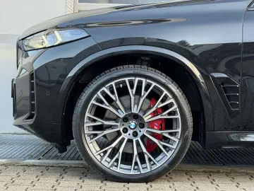 BMW X5 30d xDr M SPORT SKY B&W LUFT SOFT MASSAGE 22'