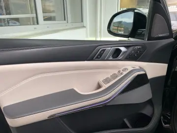 BMW X7 xDrive40d M Sport Pano Sky DA Prof. 22´´ STH