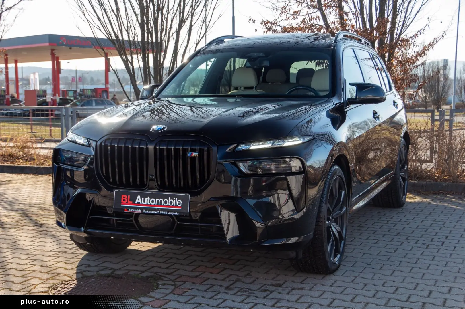 BMW X7 M60i INDIVIDUAL.MASSAGE.KRISTALL.SKY.AHK.23