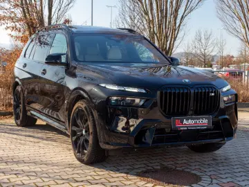 BMW X7 M60i INDIVIDUAL.MASSAGE.KRISTALL.SKY.AHK.23