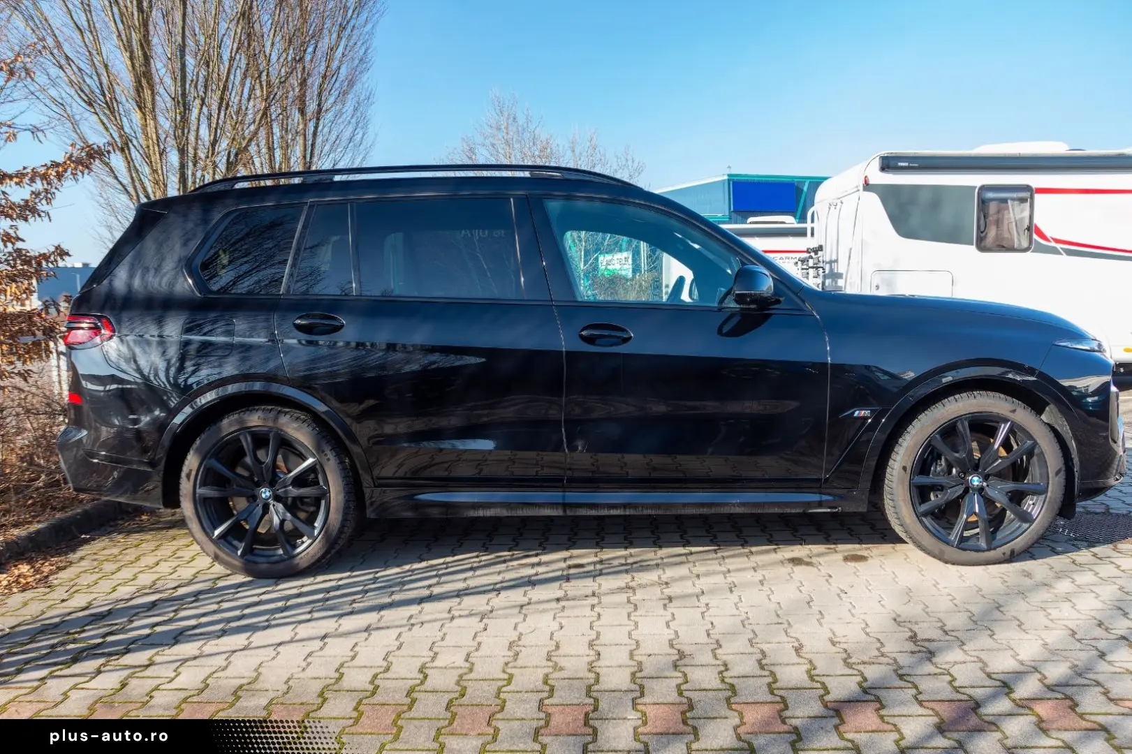 BMW X7 M60i INDIVIDUAL.MASSAGE.KRISTALL.SKY.AHK.23