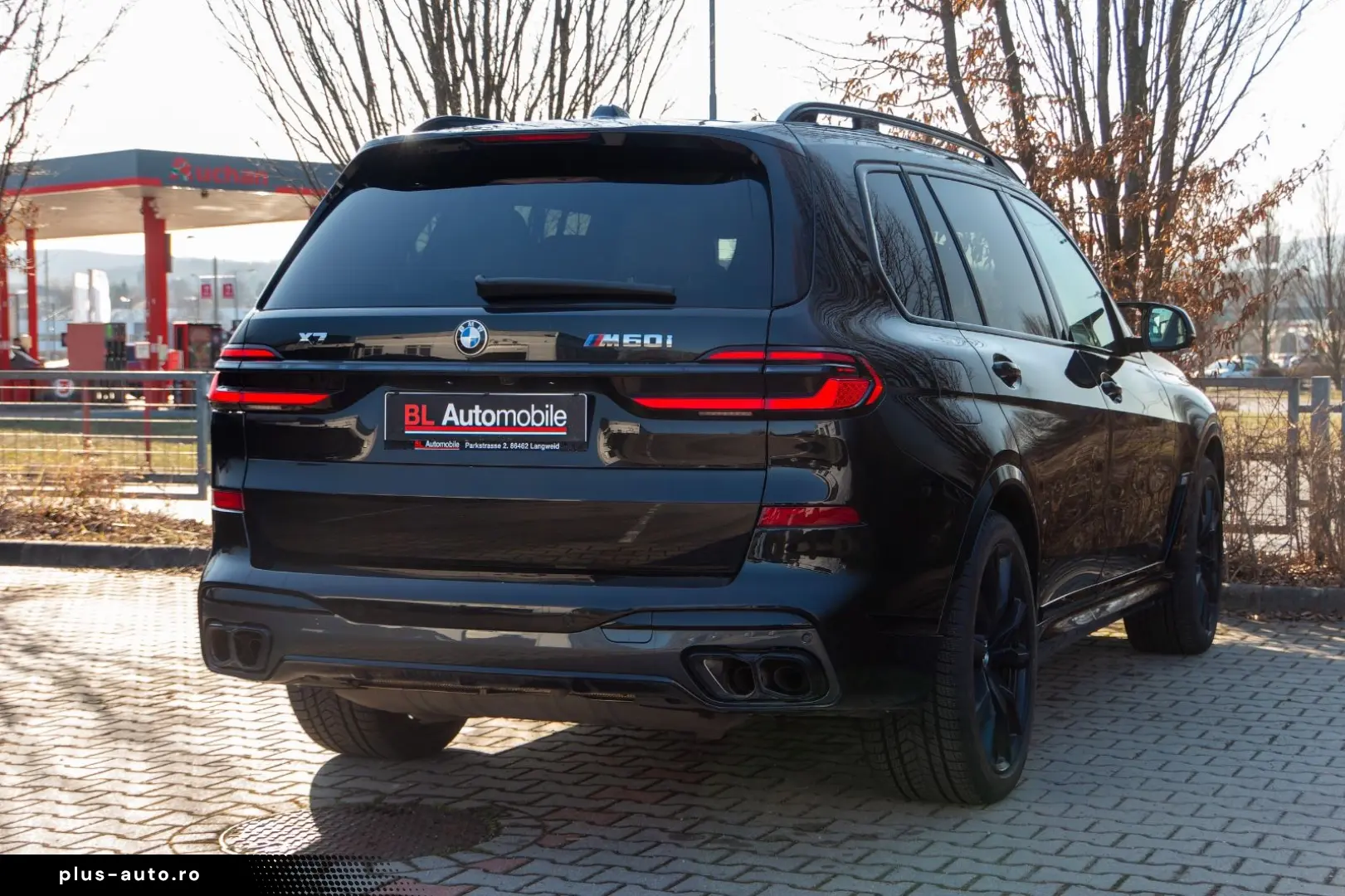 BMW X7 M60i INDIVIDUAL.MASSAGE.KRISTALL.SKY.AHK.23