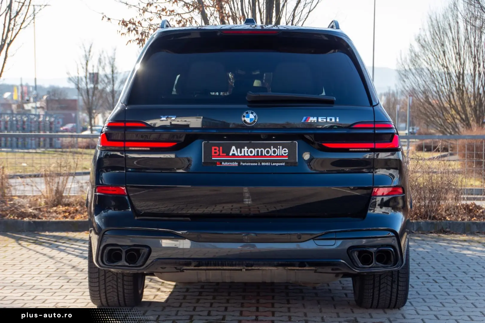 BMW X7 M60i INDIVIDUAL.MASSAGE.KRISTALL.SKY.AHK.23