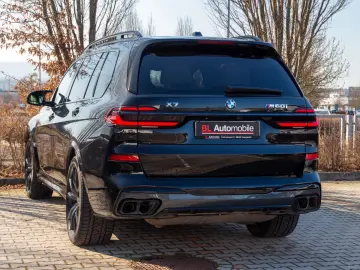 BMW X7 M60i INDIVIDUAL.MASSAGE.KRISTALL.SKY.AHK.23