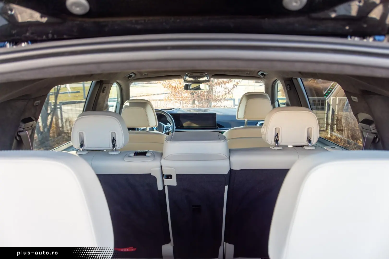 BMW X7 M60i INDIVIDUAL.MASSAGE.KRISTALL.SKY.AHK.23