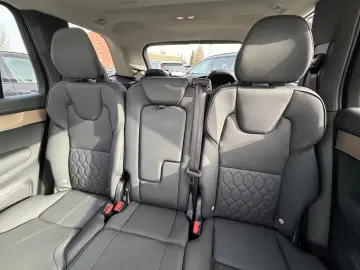 Volvo XC90 Plus Bright B5 AWD 7-Sitzer El. Panod