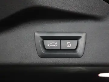 BMW X5 40d xDrive M-Sport  Harman Kardon  AHK  HUD