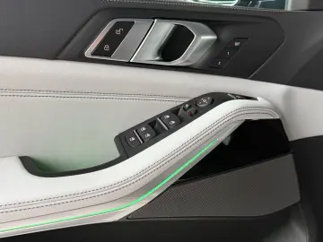 BMW X5 40d xDrive M-Sport  Harman Kardon  AHK  HUD