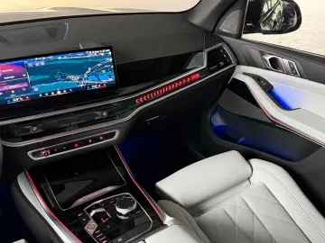 BMW X5 40d xDrive M-Sport  Harman Kardon  AHK  HUD