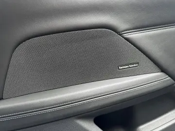 BMW M4 COMPETITION M XDR Memory Sitze Soundsystem Ha