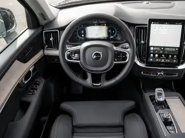 Volvo XC90 B5 AWD Plus Bright Facelift