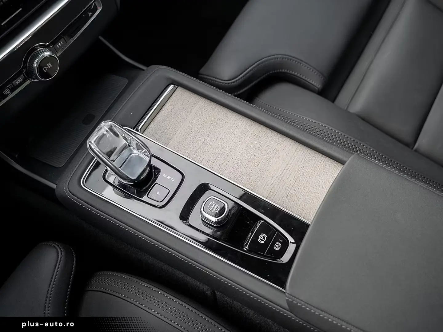 Volvo XC90 B5 AWD Plus Bright Facelift