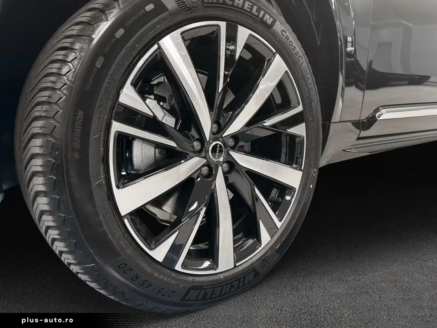 Volvo XC90 B5 B AWD Plus Bright