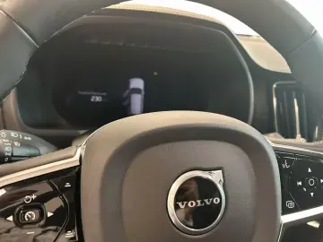 Volvo XC90 B5 B AWD Plus Bright