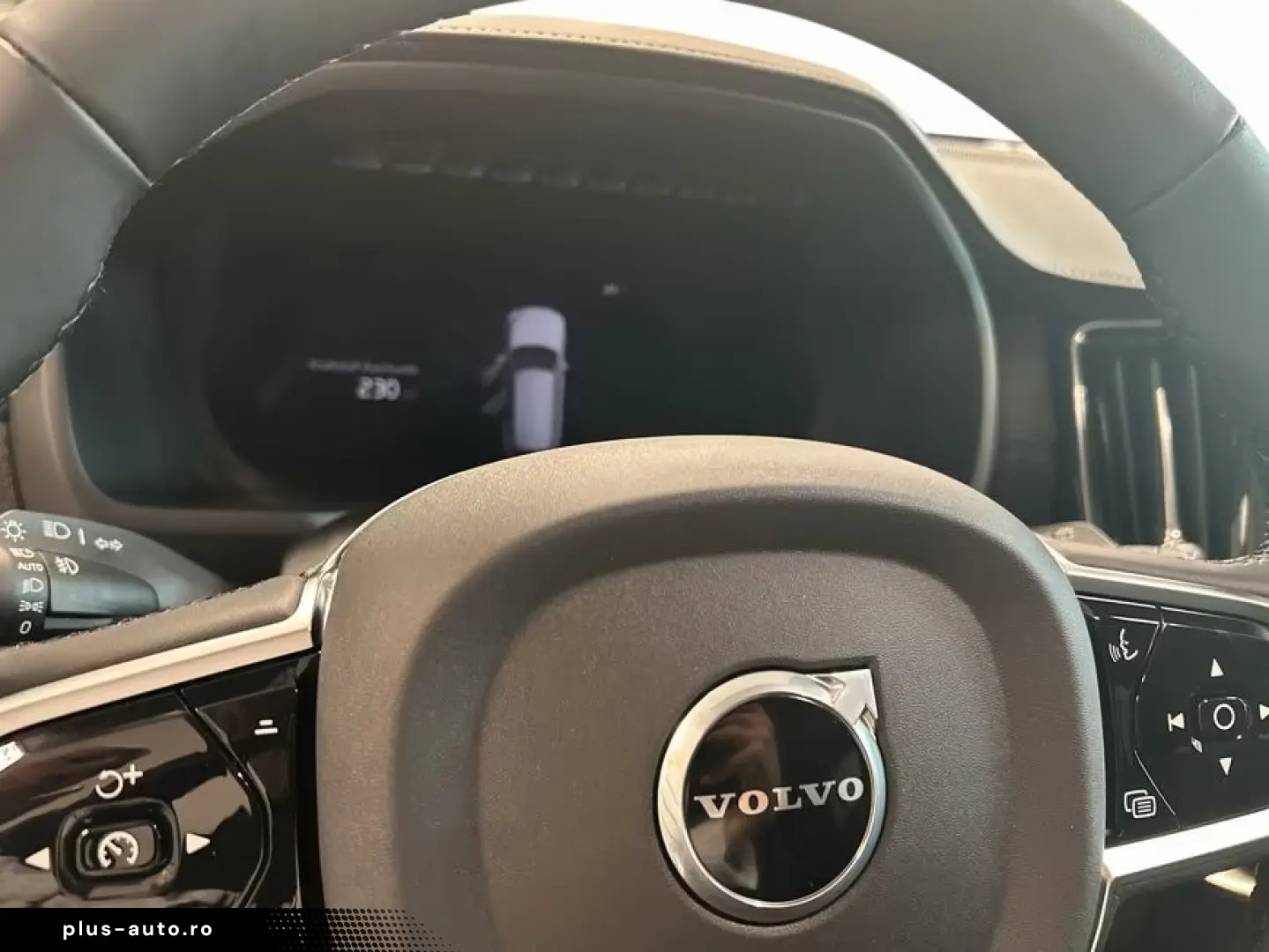 Volvo XC90 B5 B AWD Plus Bright
