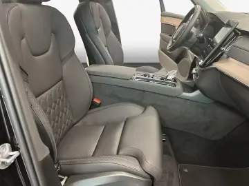 Volvo XC90 B5 B AWD Plus Bright