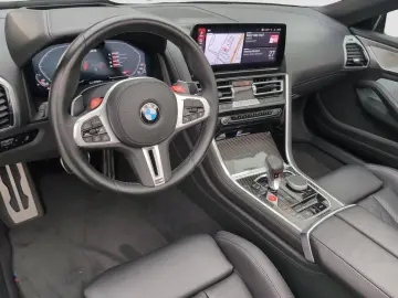 BMW M8 Cabrio Sportp. Dig.Cockpit Laser Shz. Navi