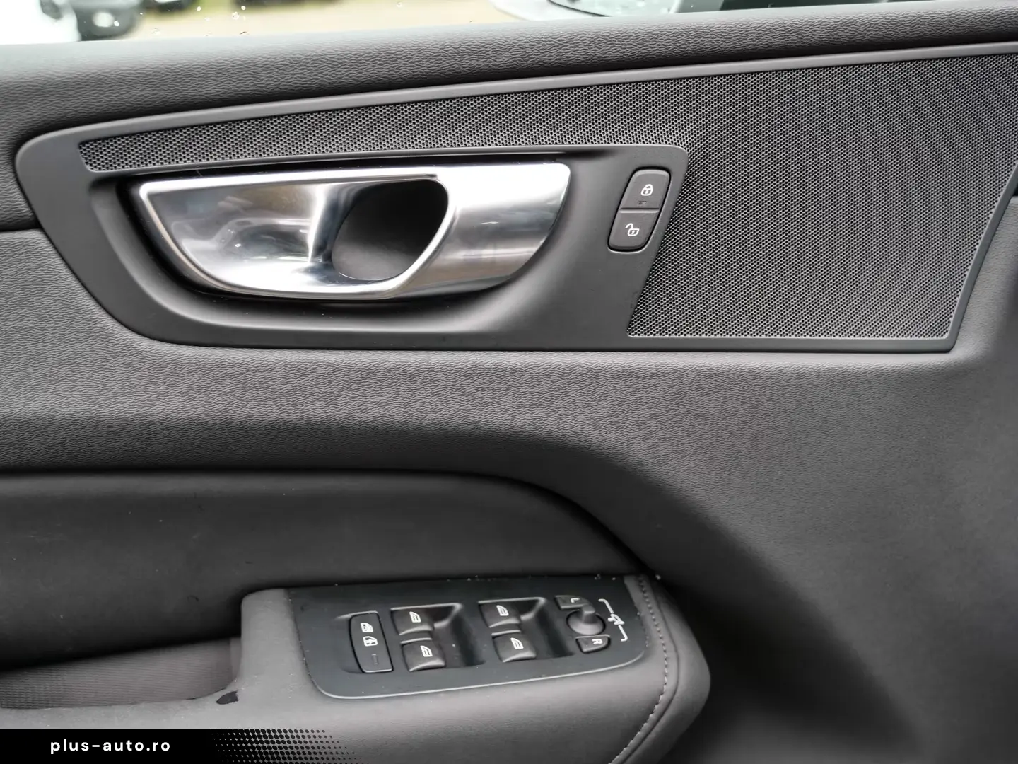 Volvo XC60 FACELIFT Core AWD Digitales
