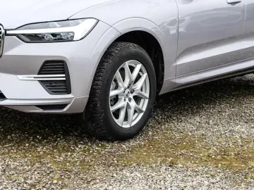 Volvo XC60 FACELIFT Core AWD Digitales