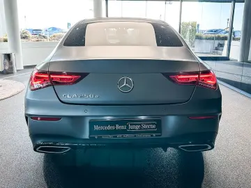 MERCEDES-BENZ CLA 250 e AMGLi NIGHT LED PANO AHK MBUX KAMERA