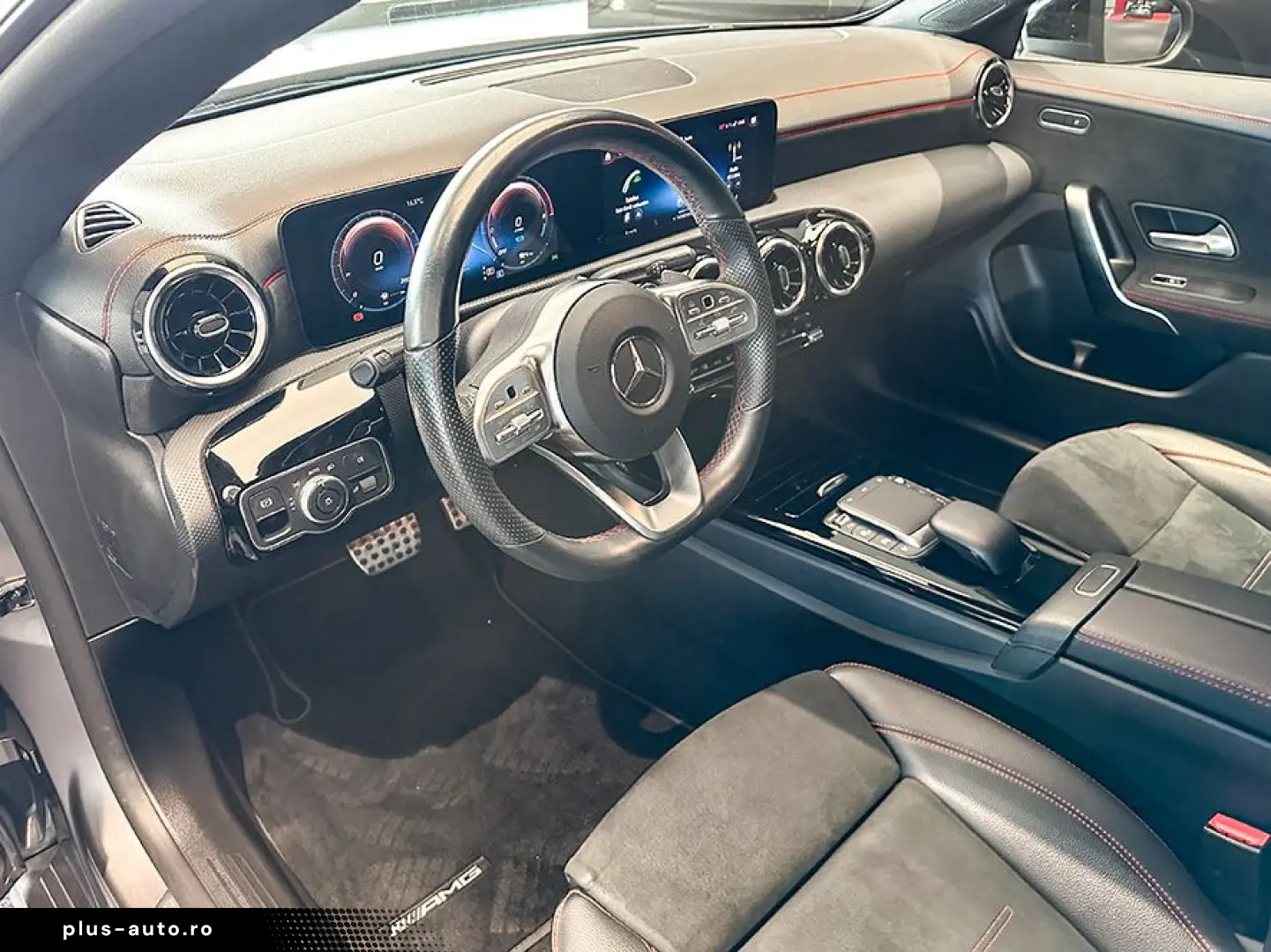 MERCEDES-BENZ CLA 250 e AMGLi NIGHT LED PANO AHK MBUX KAMERA