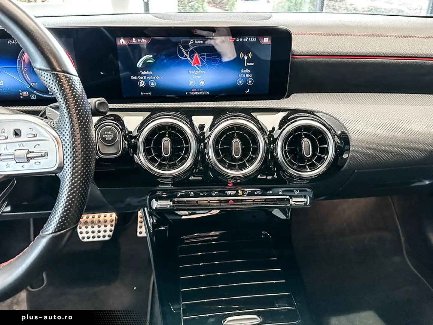 MERCEDES-BENZ CLA 250 e AMGLi NIGHT LED PANO AHK MBUX KAMERA