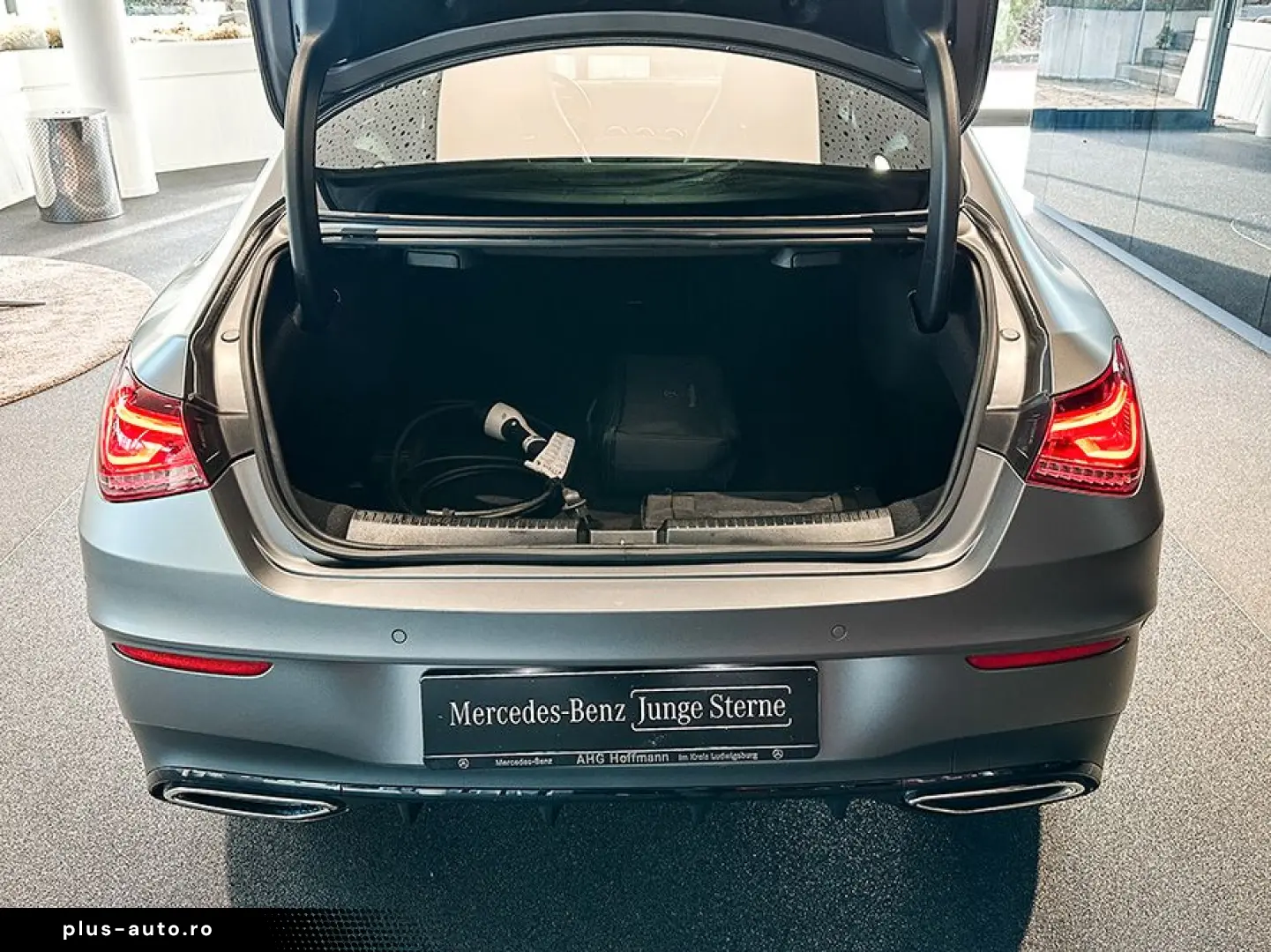 MERCEDES-BENZ CLA 250 e AMGLi NIGHT LED PANO AHK MBUX KAMERA
