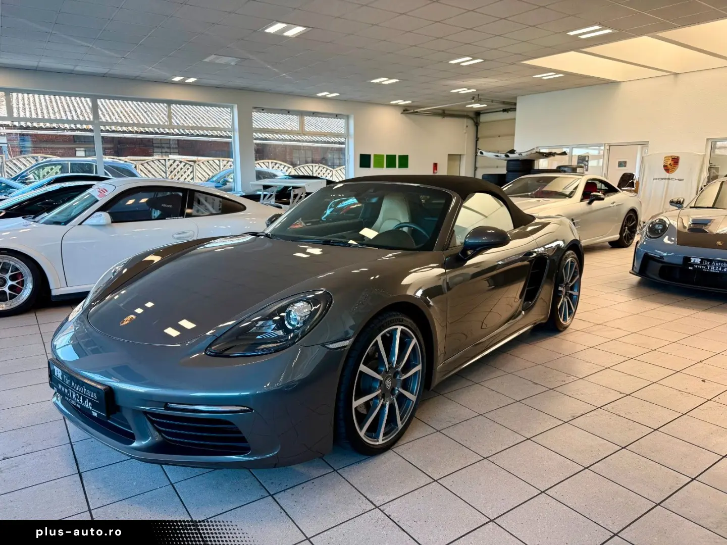 PORSCHE 718 Boxster 20 Zoll   BOSE   Bi-Color   PCM-Navi