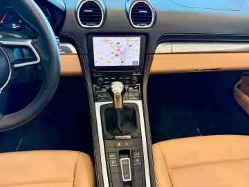 PORSCHE 718 Boxster 20 Zoll   BOSE   Bi-Color   PCM-Navi