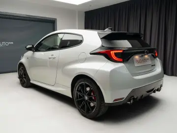 Toyota Yaris GR   Leasing   Garantie