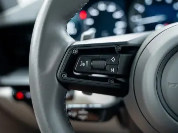 PORSCHE 992 Carrera S Cabrio