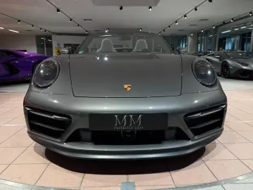 PORSCHE 992 Carrera GTS Cabrio INNO 360  18-WEGE MATRIX