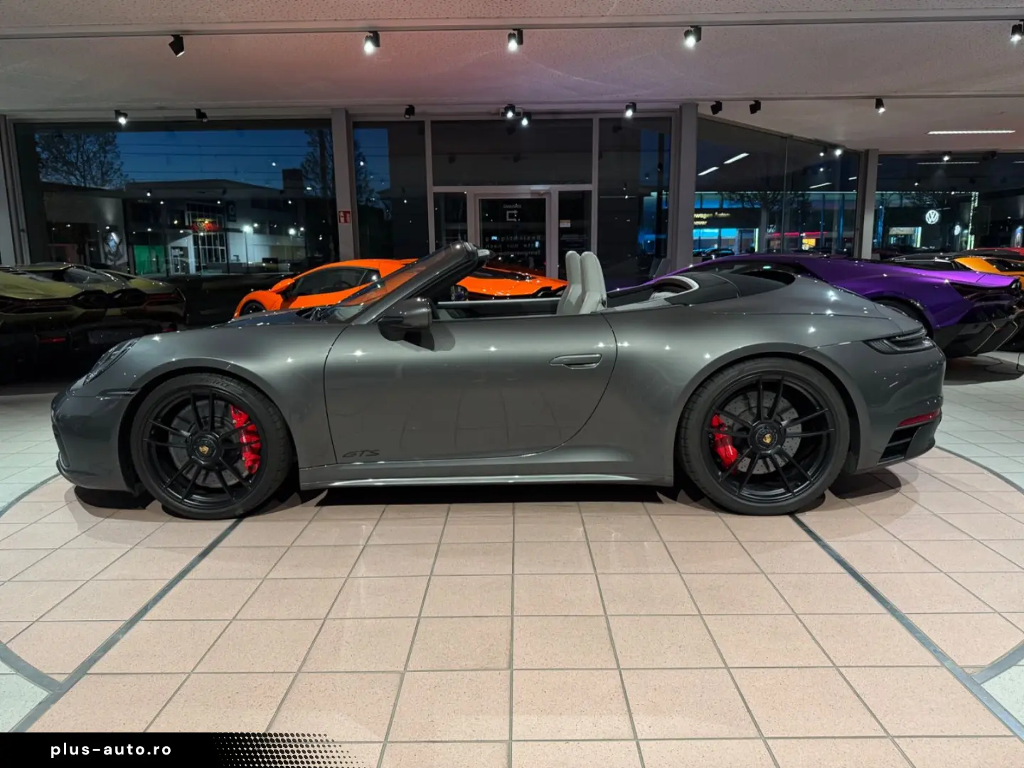 PORSCHE 992 Carrera GTS Cabrio INNO 360  18-WEGE MATRIX