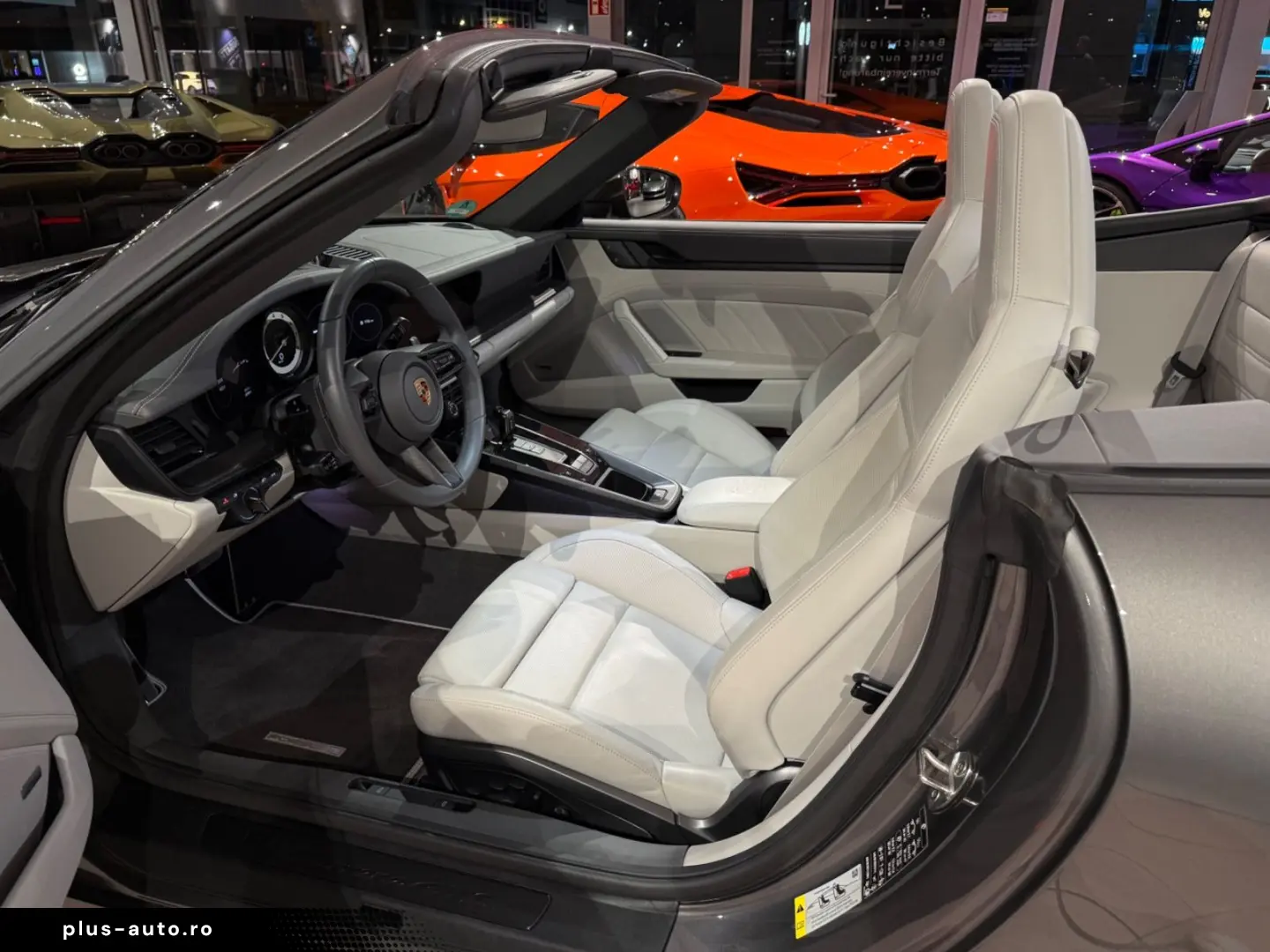 PORSCHE 992 Carrera GTS Cabrio INNO 360  18-WEGE MATRIX