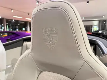 PORSCHE 992 Carrera GTS Cabrio INNO 360  18-WEGE MATRIX