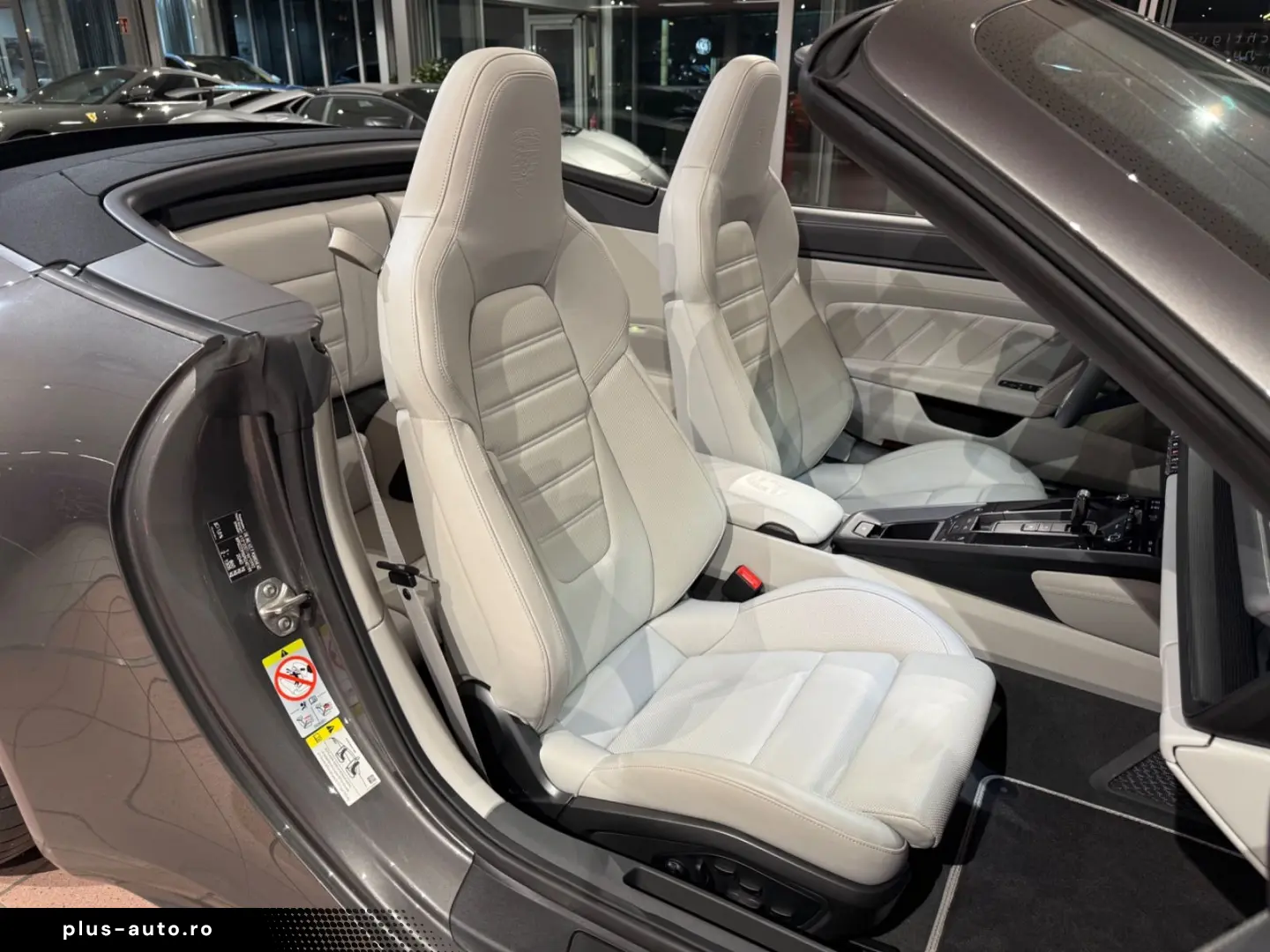 PORSCHE 992 Carrera GTS Cabrio INNO 360  18-WEGE MATRIX