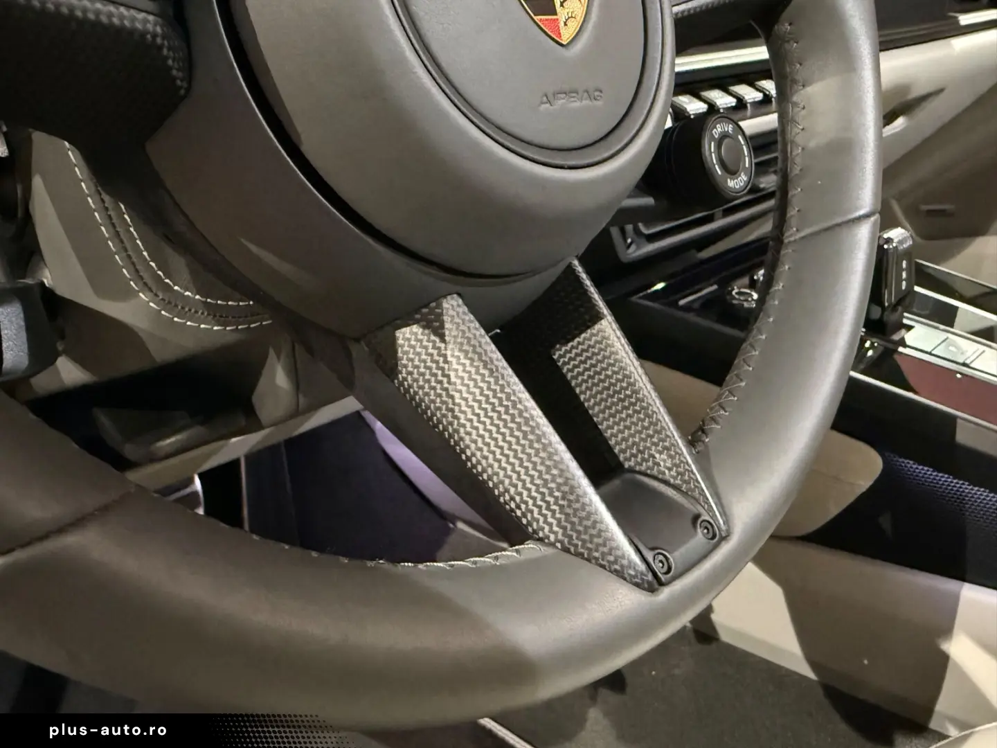 PORSCHE 992 Carrera GTS Cabrio INNO 360  18-WEGE MATRIX