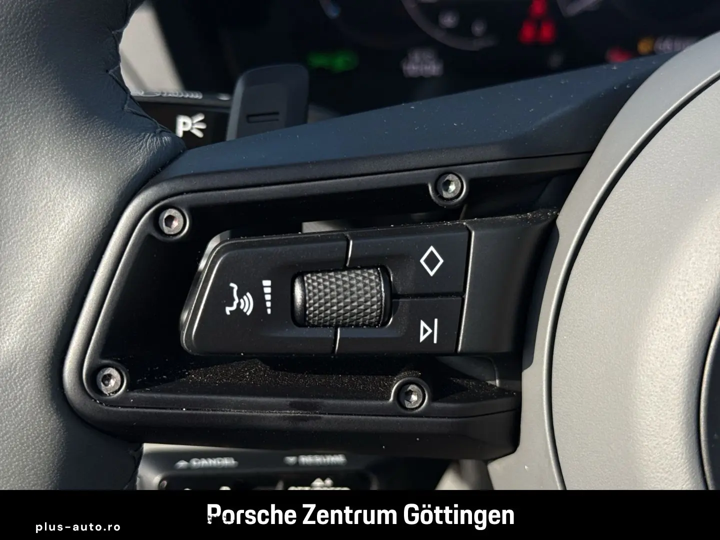 PORSCHE 992 911 Carrera S Cabrio HA-Lenkung Sportabgas