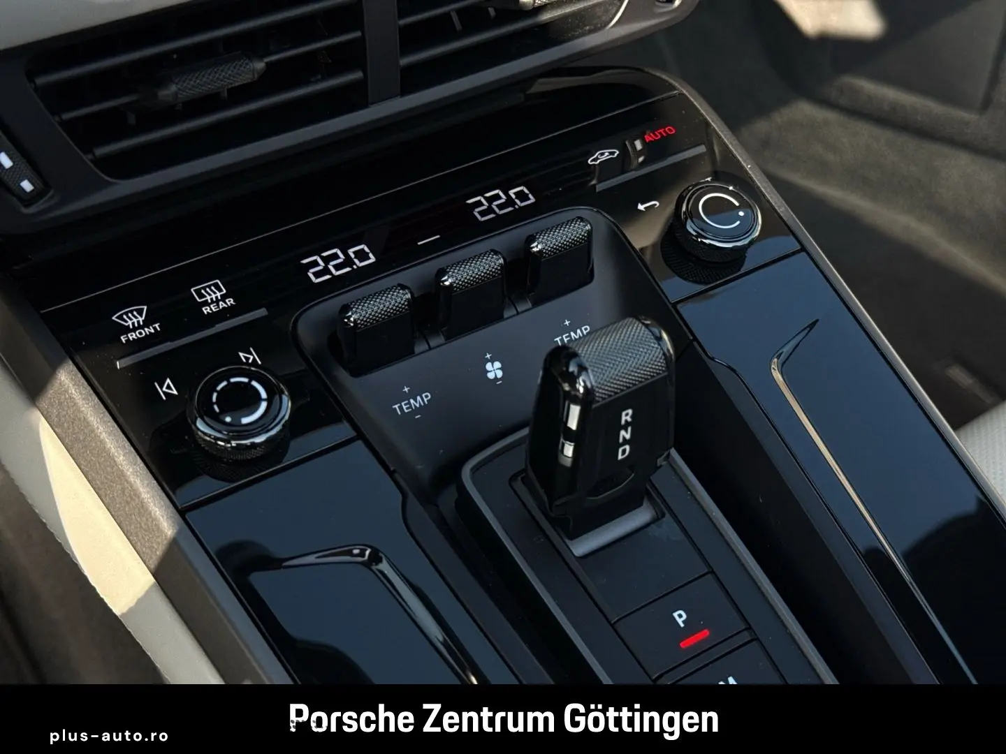 PORSCHE 992 911 Carrera S Cabrio HA-Lenkung Sportabgas
