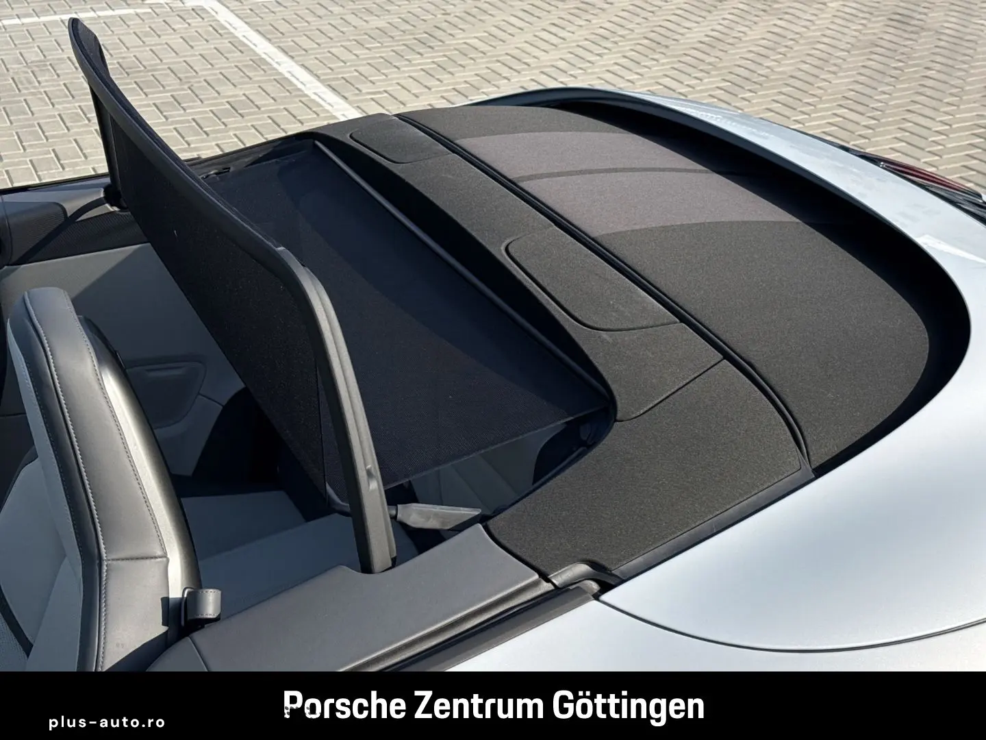 PORSCHE 992 911 Carrera S Cabrio HA-Lenkung Sportabgas