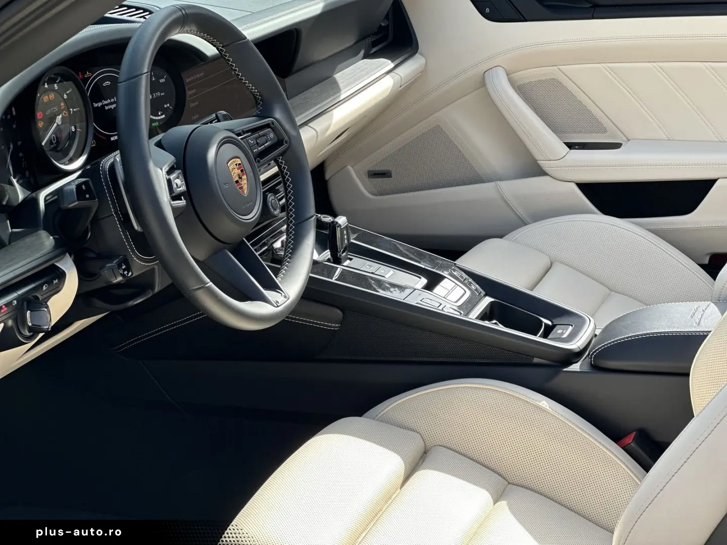 PORSCHE 992 911 Targa 4 GTS  MANUFAKTUR BI-COLOR BOSE SP