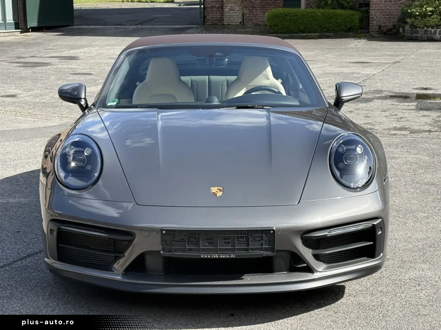 PORSCHE 992 911 Targa 4 GTS  MANUFAKTUR BI-COLOR BOSE SP