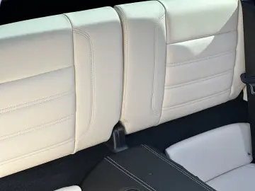 PORSCHE 992 911 Targa 4 GTS  MANUFAKTUR BI-COLOR BOSE SP