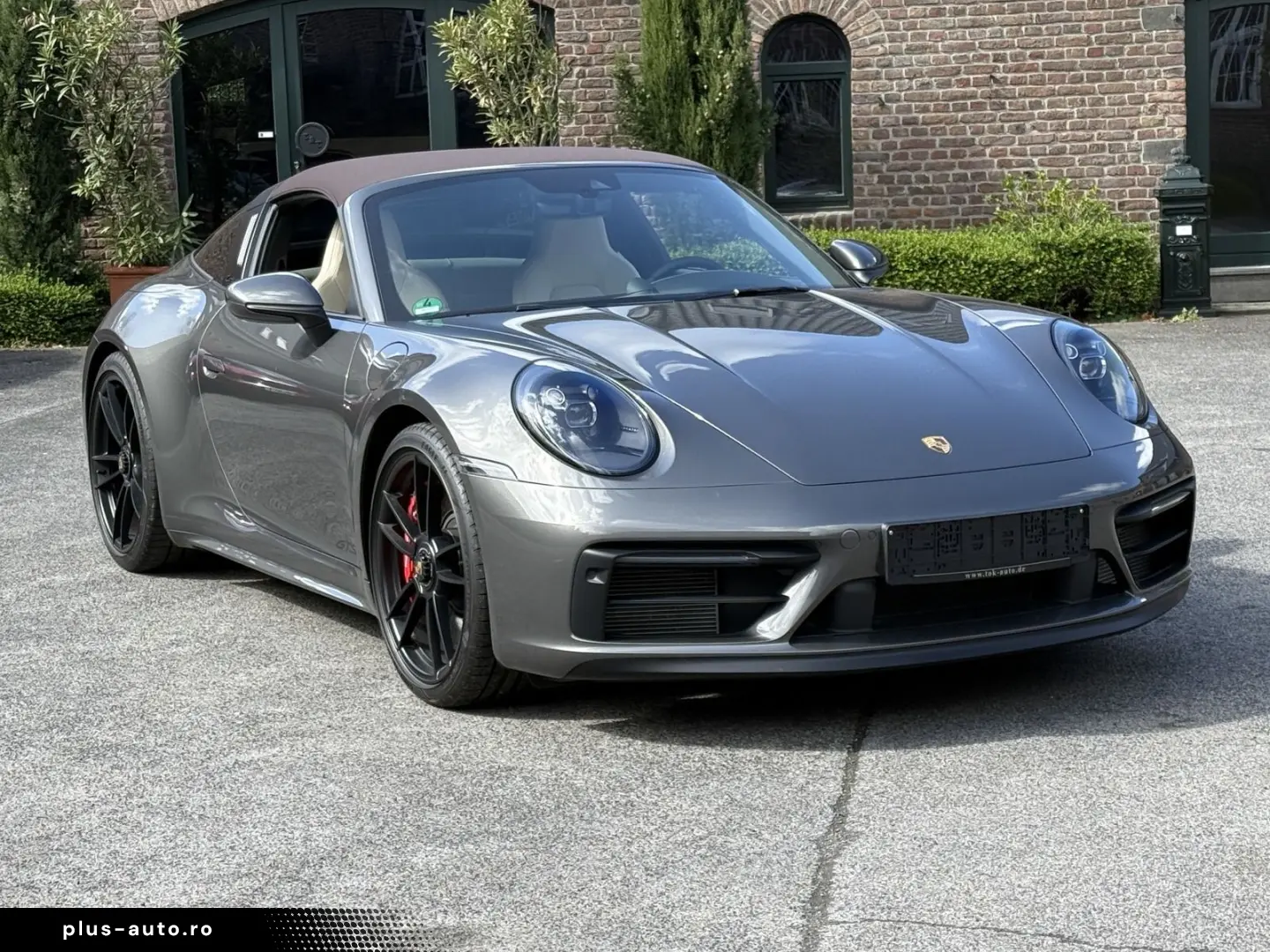 PORSCHE 992 911 Targa 4 GTS  MANUFAKTUR BI-COLOR BOSE SP