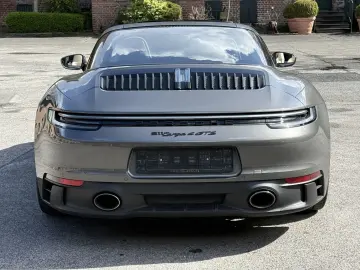 PORSCHE 992 911 Targa 4 GTS  MANUFAKTUR BI-COLOR BOSE SP
